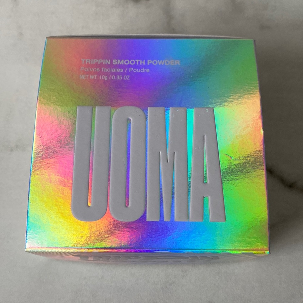 NWT Uoma Beauty Trippin Smooth Powder - Light